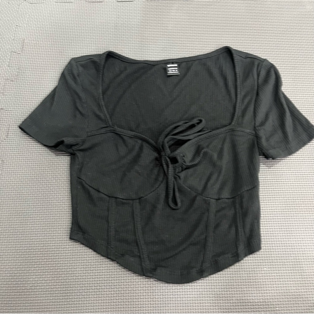 Women's Black Short Sleeve Top